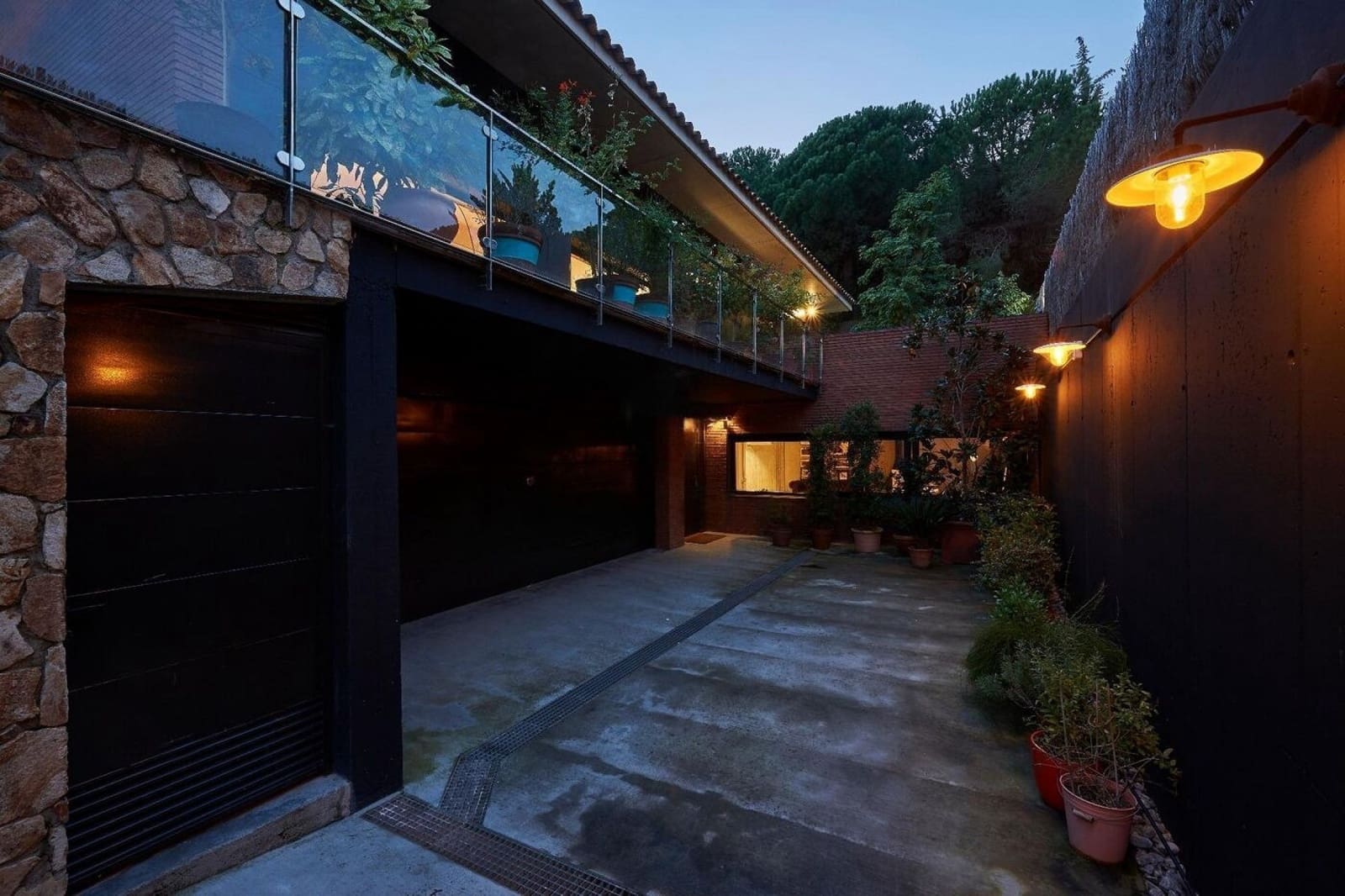 5 bedroom Villa for sale in Sant Vicenc de Montalt with pool garage - € 1,495,000 (Ref: 9144317)