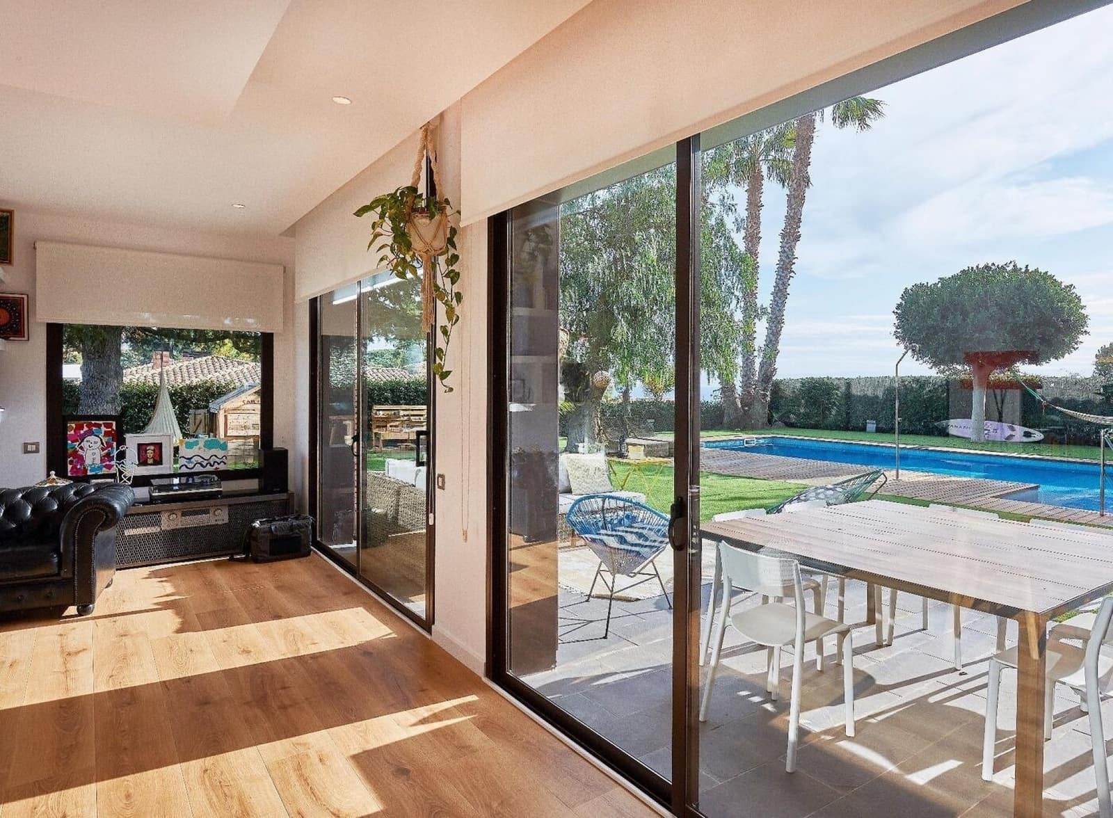 5 bedroom Villa for sale in Sant Vicenc de Montalt with pool garage - € 1,495,000 (Ref: 9144317)