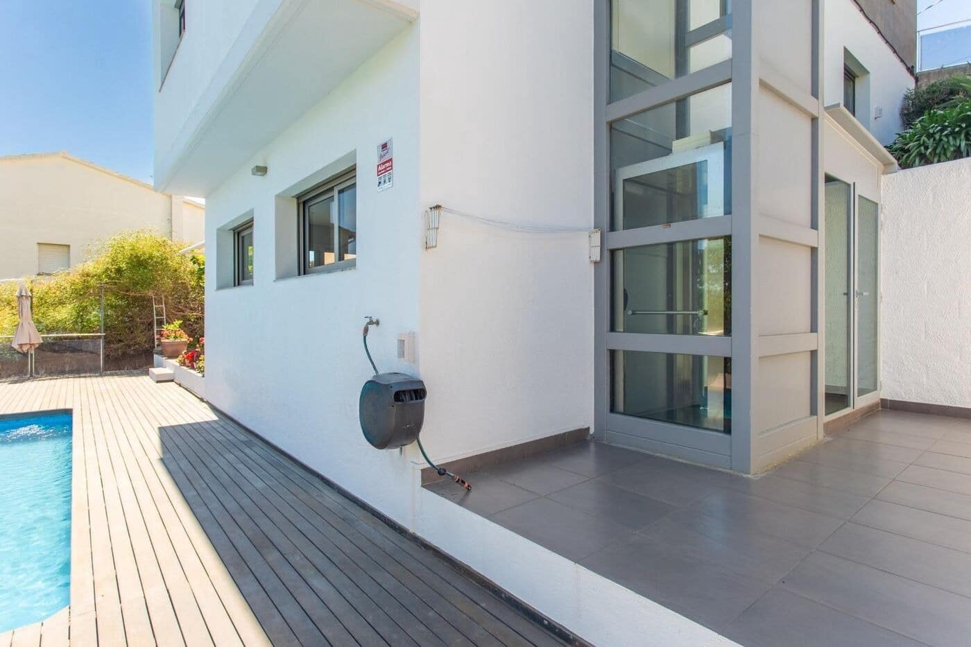 4 slaapkamer Villa te koop in Sant Cebria de Vallalta met zwembad garage - € 690.000 (Ref: 9144617)