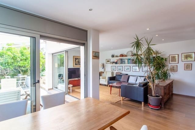 4 bedroom Villa for sale in Sant Cebrià de Vallalta with pool garage - € 690,000 (Ref: 9144617)