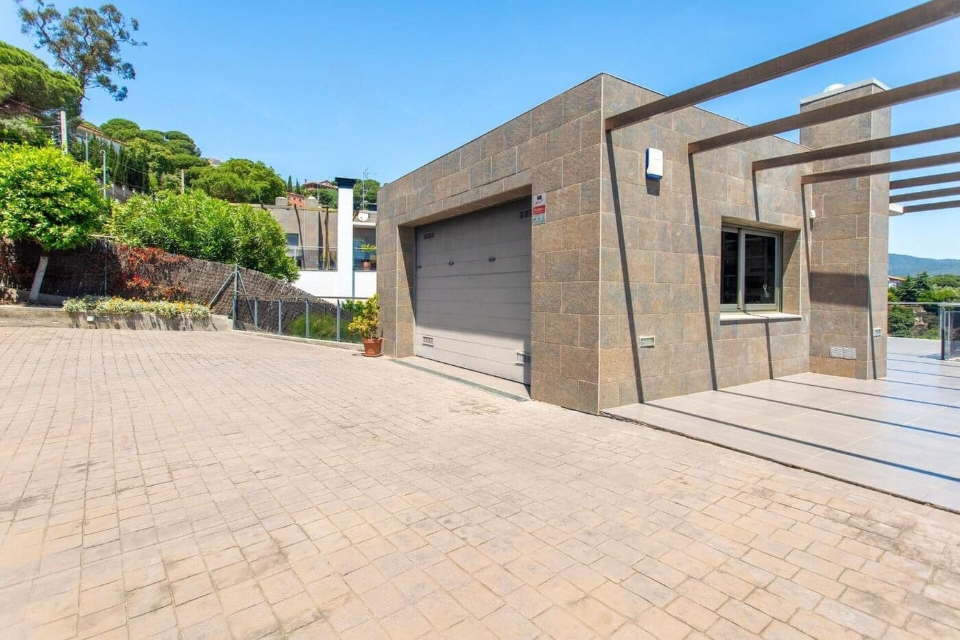 4 slaapkamer Villa te koop in Sant Cebria de Vallalta met zwembad garage - € 690.000 (Ref: 9144617)