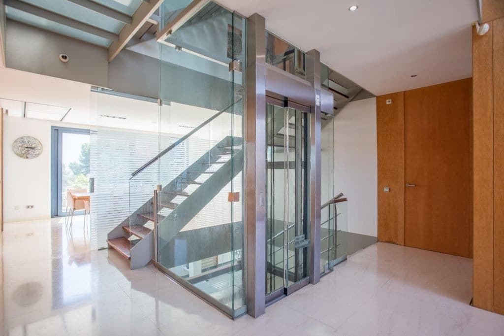 7 sypialnia Willa na sprzedaż w Sant Andreu de Llavaneres z basenem garażem - 3 500 000 € (Ref: 9147523)