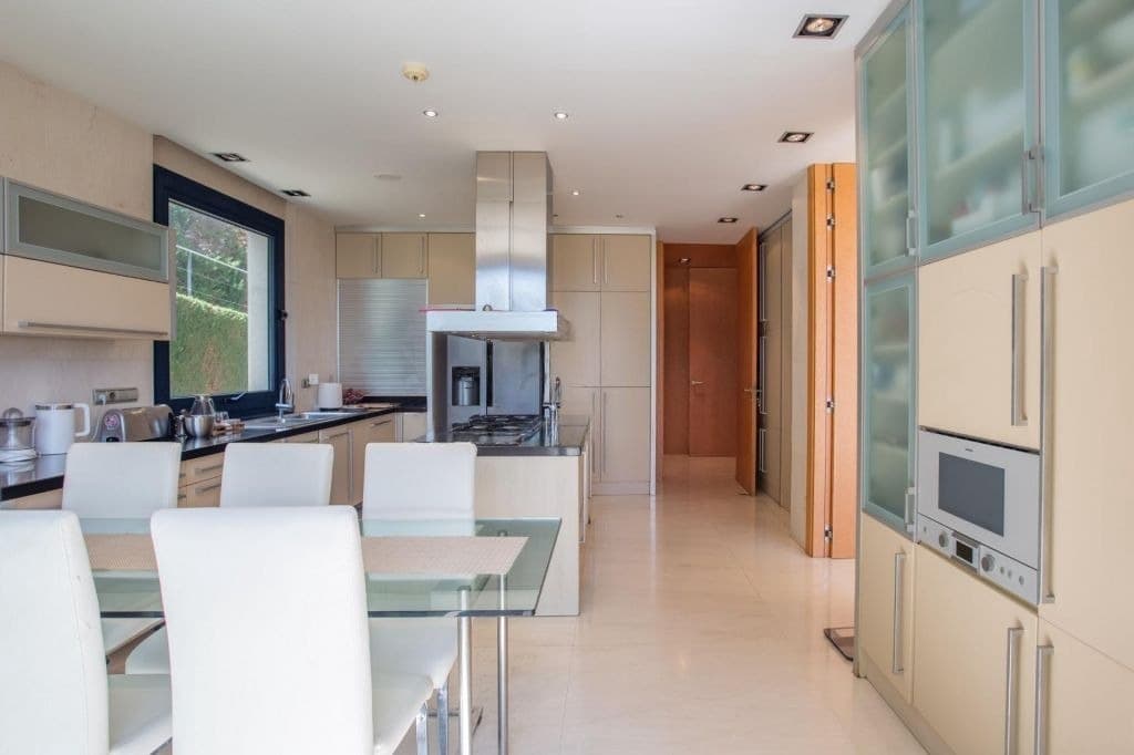 7 sypialnia Willa na sprzedaż w Sant Andreu de Llavaneres z basenem garażem - 3 500 000 € (Ref: 9147523)