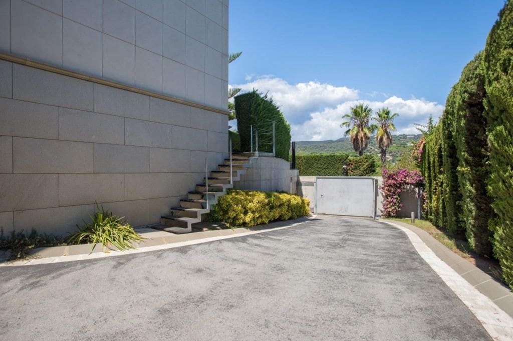 7 sypialnia Willa na sprzedaż w Sant Andreu de Llavaneres z basenem garażem - 3 500 000 € (Ref: 9147523)