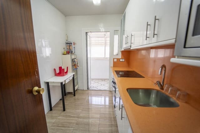 3 soveværelse Strandlejlighed til salg i Coma-Ruga, El Vendrell - € 188.500 (Ref: 9147913)