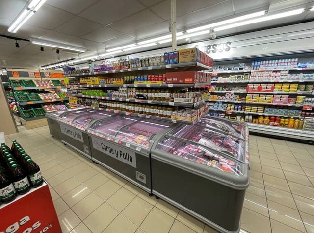 Kommersiell till salu i Madrid stad - 1 400 000 € (Ref: 9149725)