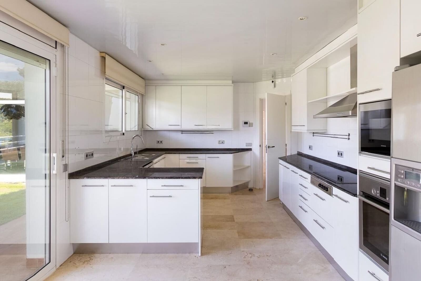 3 soverom Villa til salgs i Alella med svømmebasseng garasje - € 1 350 000 (Ref: 9153361)