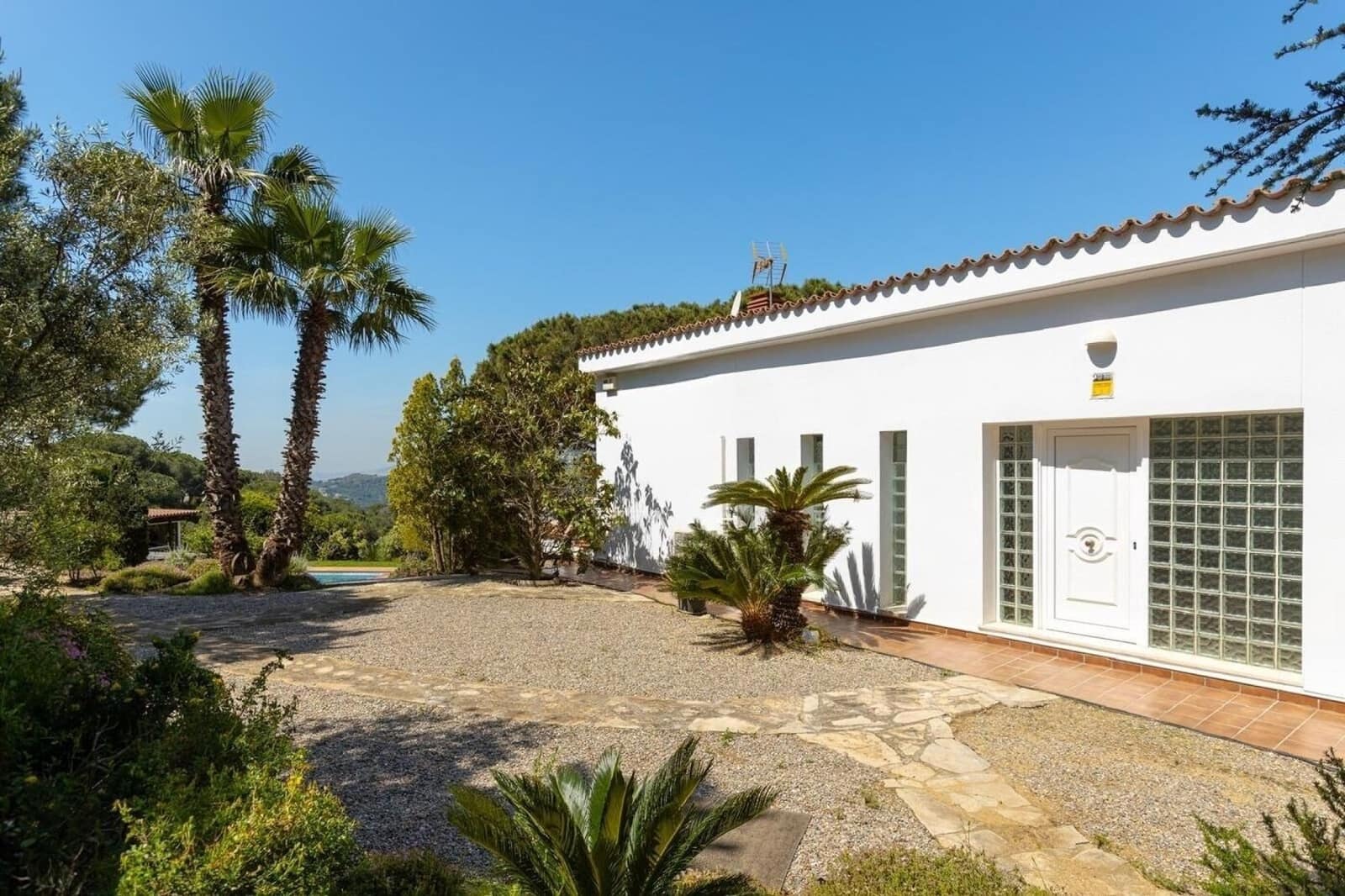 3 soverom Villa til salgs i Alella med svømmebasseng garasje - € 1 350 000 (Ref: 9153361)