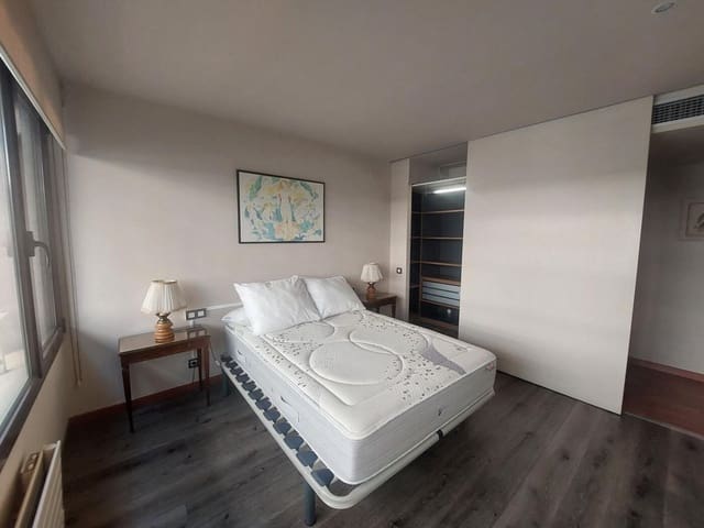 Commercieel te koop in Barcelona stad - € 530.000 (Ref: 9158688)