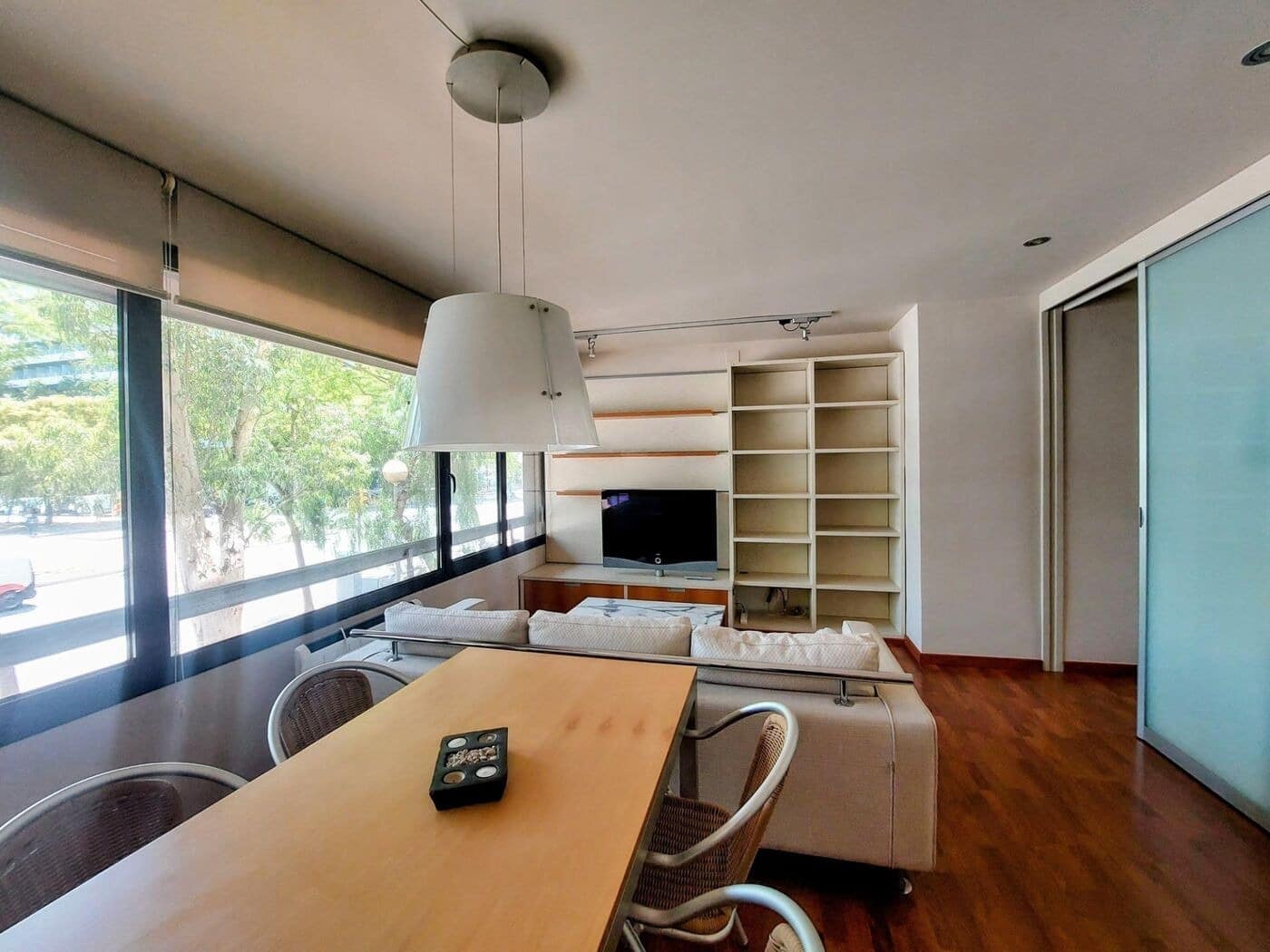 Commercial for sale in Barcelona city - € 530,000 (Ref: 9158688)