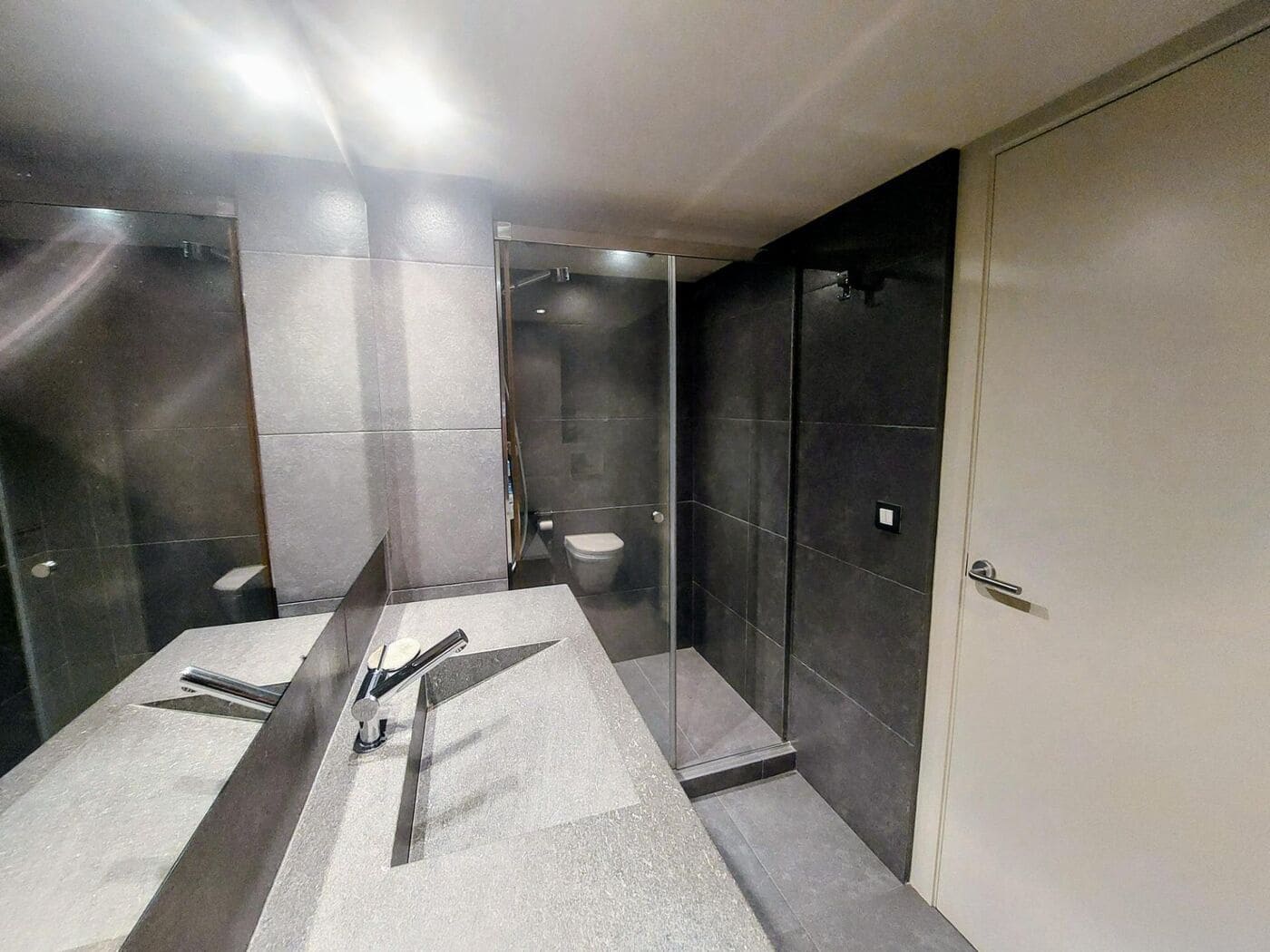 Commercial for sale in Barcelona city - € 530,000 (Ref: 9158688)