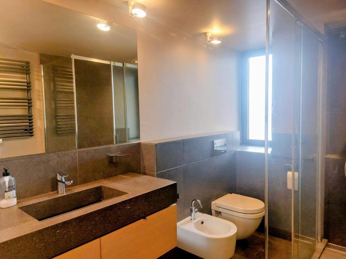 Commercial for sale in Barcelona city - € 530,000 (Ref: 9158688)