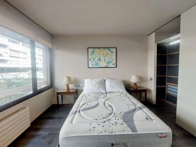 Commercieel te koop in Barcelona stad - € 530.000 (Ref: 9158688)