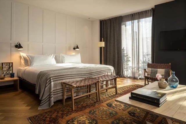 Hotell til salgs i Madrid by - € 100 000 000 (Ref: 9170682)