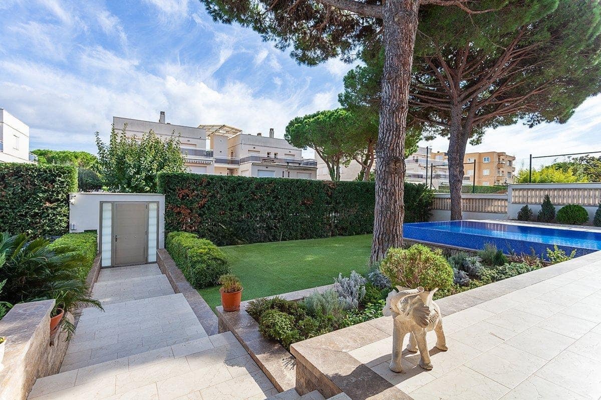 4 soveværelse Villa til salg i Platja d'Aro med swimmingpool garage - € 3.470.000 (Ref: 9180471)