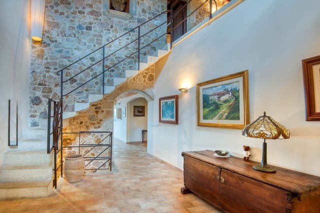 5 soverom Villa til salgs i S'Agaro, Castell-Platja d'Aro med svømmebasseng garasje - € 2 950 000 (Ref: 9181511)