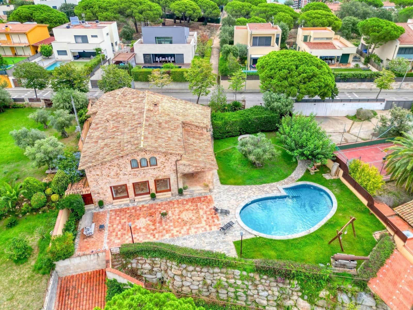 5 sypialnia Willa na sprzedaż w S'Agaro z basenem garażem - 2 950 000 € (Ref: 9181511)