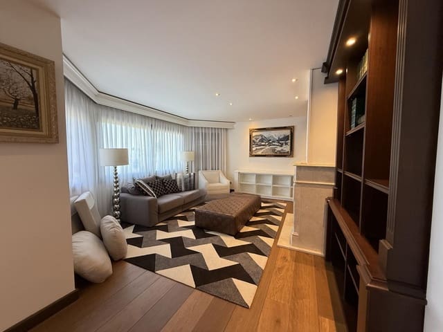 5 bedroom Villa for sale in Santa Cristina d'Aro with pool garage - € 2,500,000 (Ref: 9181971)