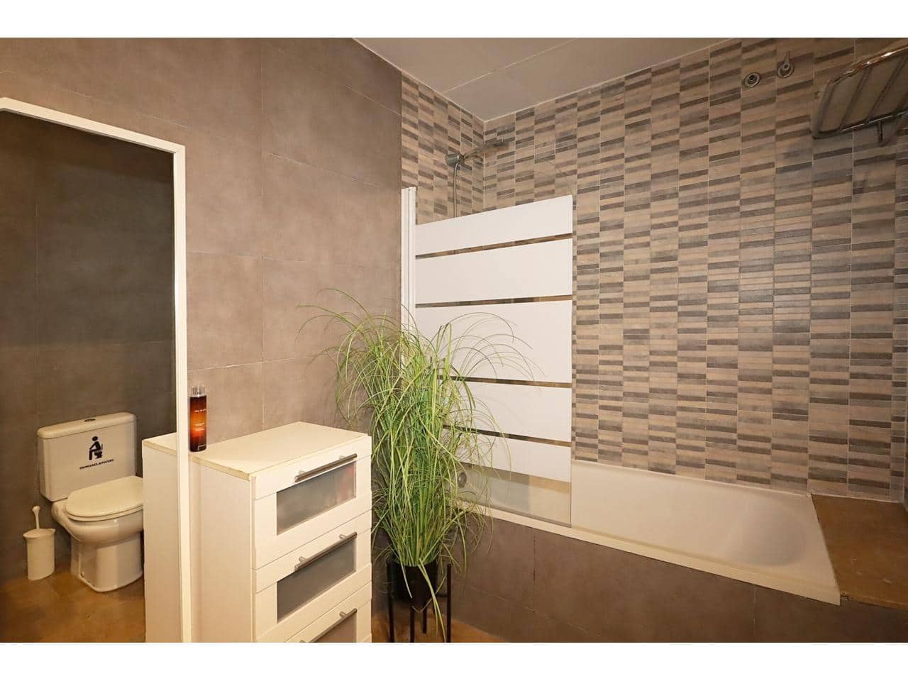 3 soverom Leilighet til salgs i Lloret de Mar med svømmebasseng garasje - € 325 000 (Ref: 9186091)