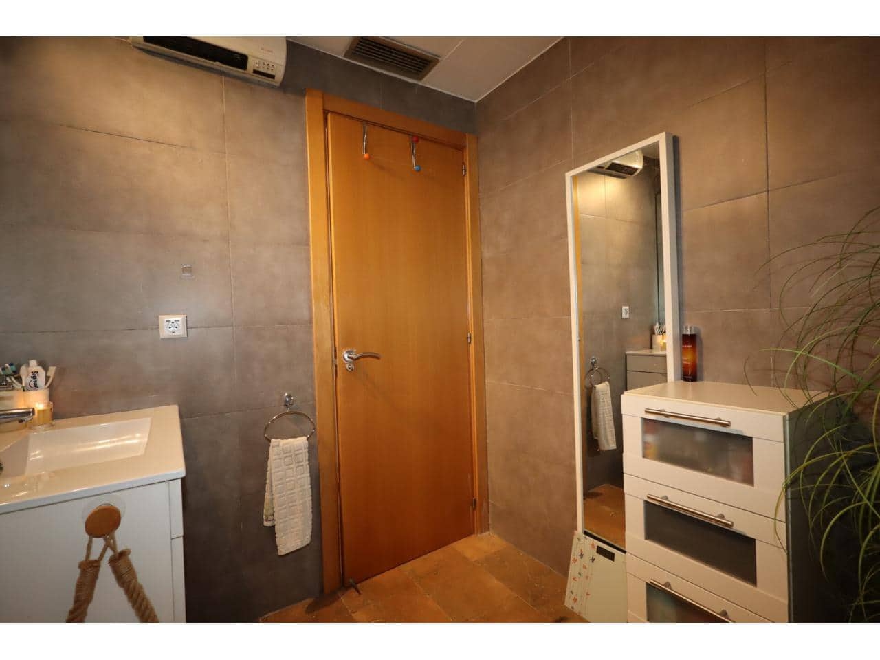 3 soverom Leilighet til salgs i Lloret de Mar med svømmebasseng garasje - € 325 000 (Ref: 9186091)