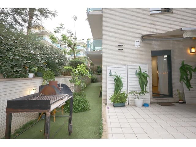 3 soverom Leilighet til salgs i Lloret de Mar med svømmebasseng garasje - € 325 000 (Ref: 9186091)