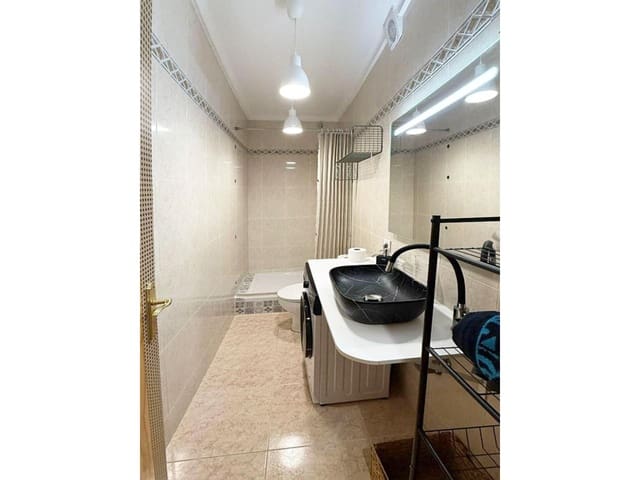 2 soveværelse Strandlejlighed til salg i Lloret de Mar - € 176.000 (Ref: 9186095)