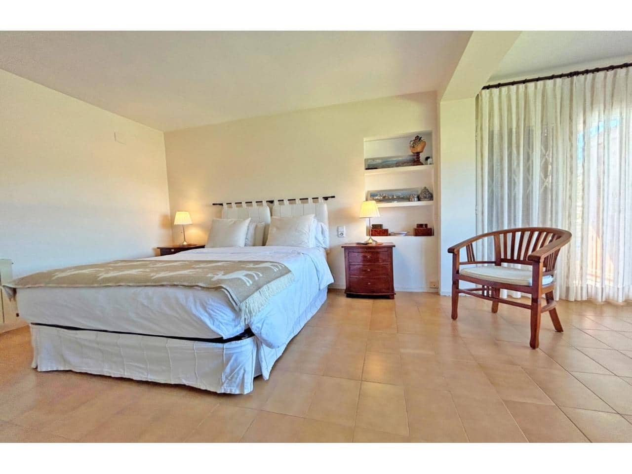 4 sypialnia Finka/Dom wiejski na sprzedaż w Lloret de Mar z basenem garażem - 595 000 € (Ref: 9186159)