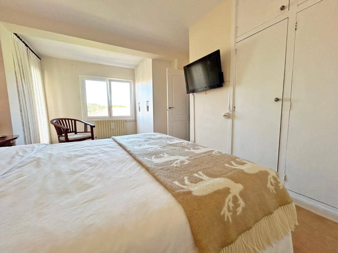 4 sypialnia Finka/Dom wiejski na sprzedaż w Lloret de Mar z basenem garażem - 595 000 € (Ref: 9186159)