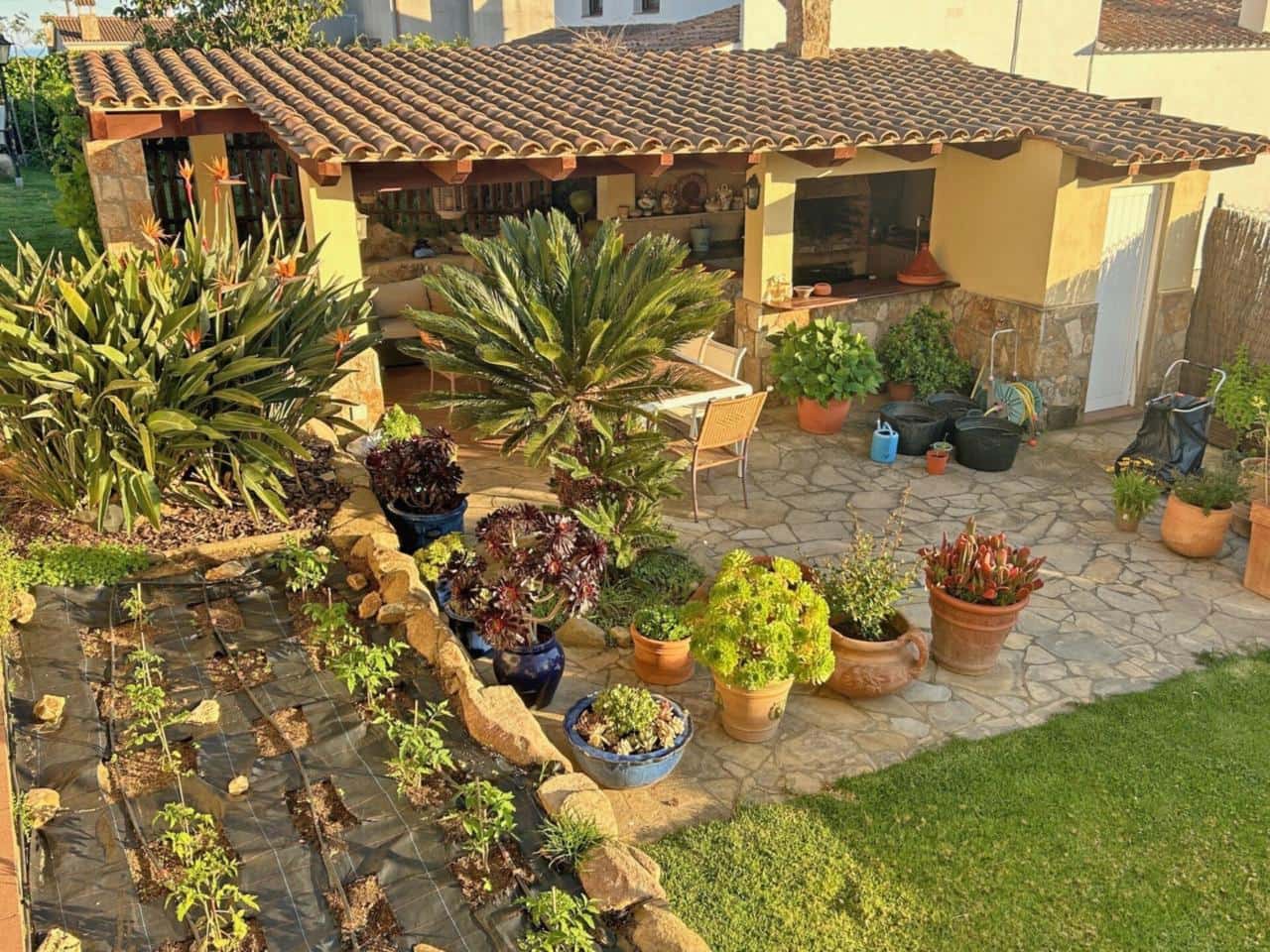 4 sypialnia Finka/Dom wiejski na sprzedaż w Lloret de Mar z basenem garażem - 595 000 € (Ref: 9186159)