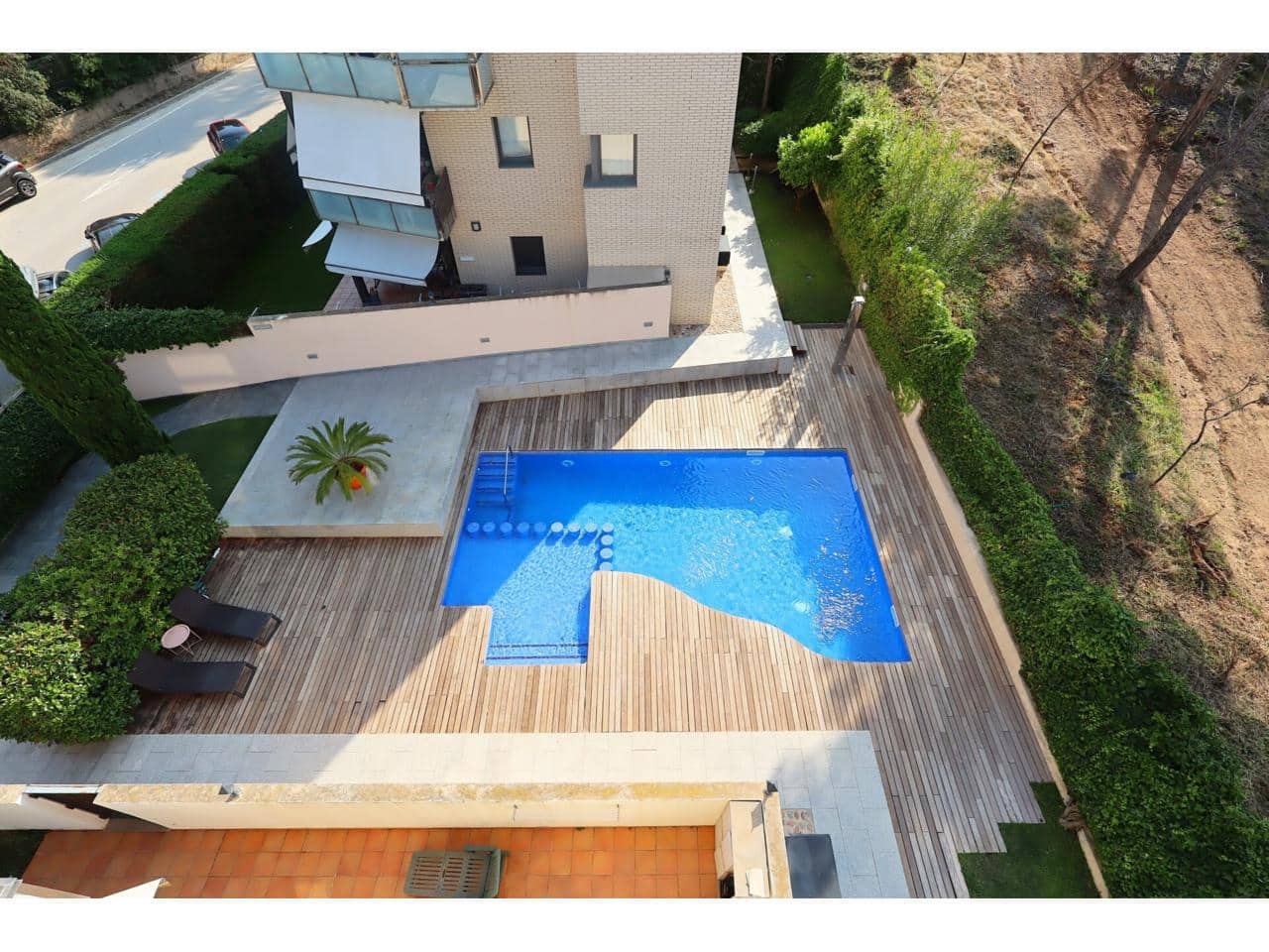 3 slaapkamer Appartement te koop in Lloret de Mar met zwembad garage - € 545.000 (Ref: 9186205)