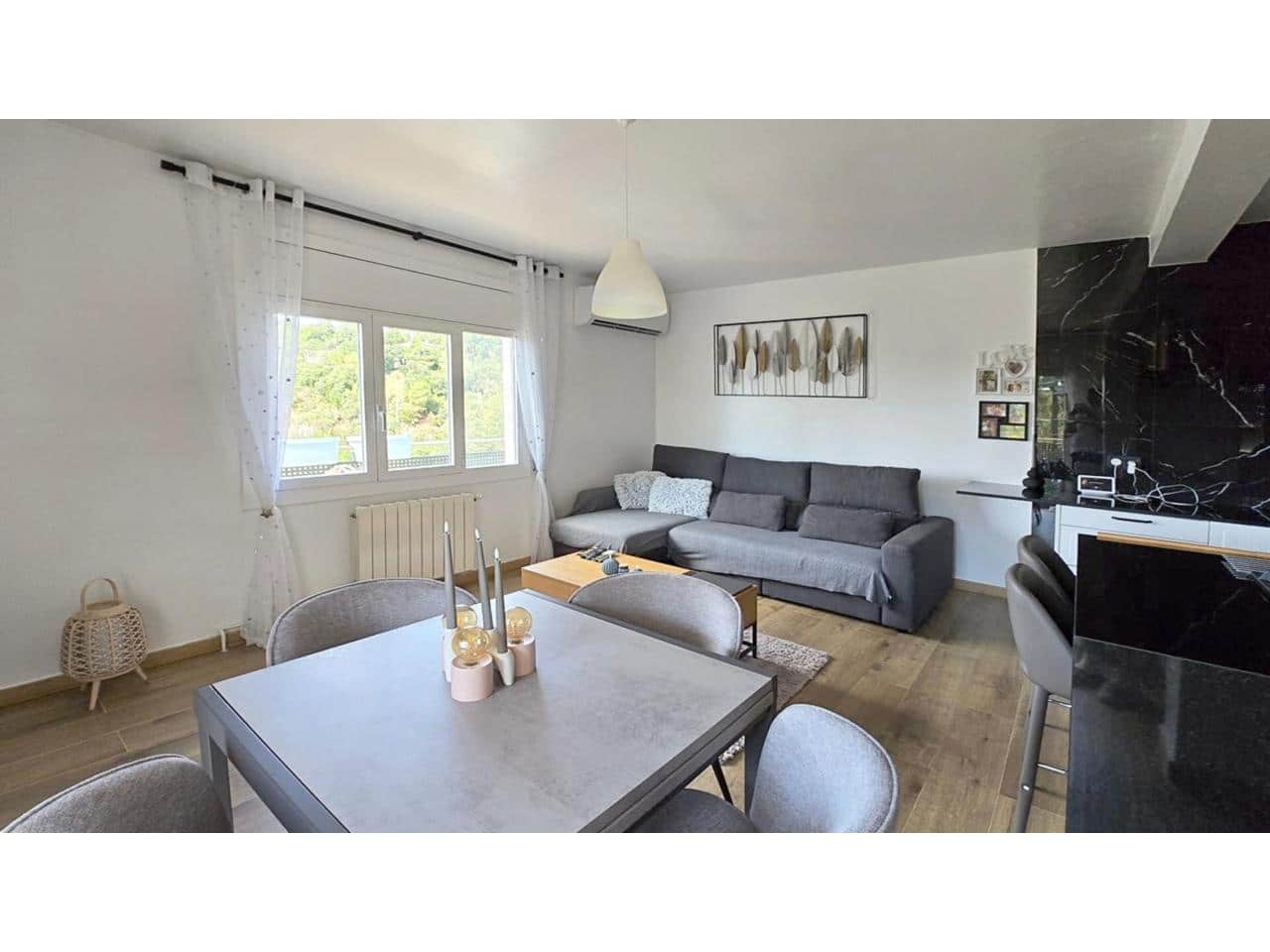 5 soveværelse Finca/Landehus til salg i Lloret de Mar med swimmingpool garage - € 425.000 (Ref: 9187446)