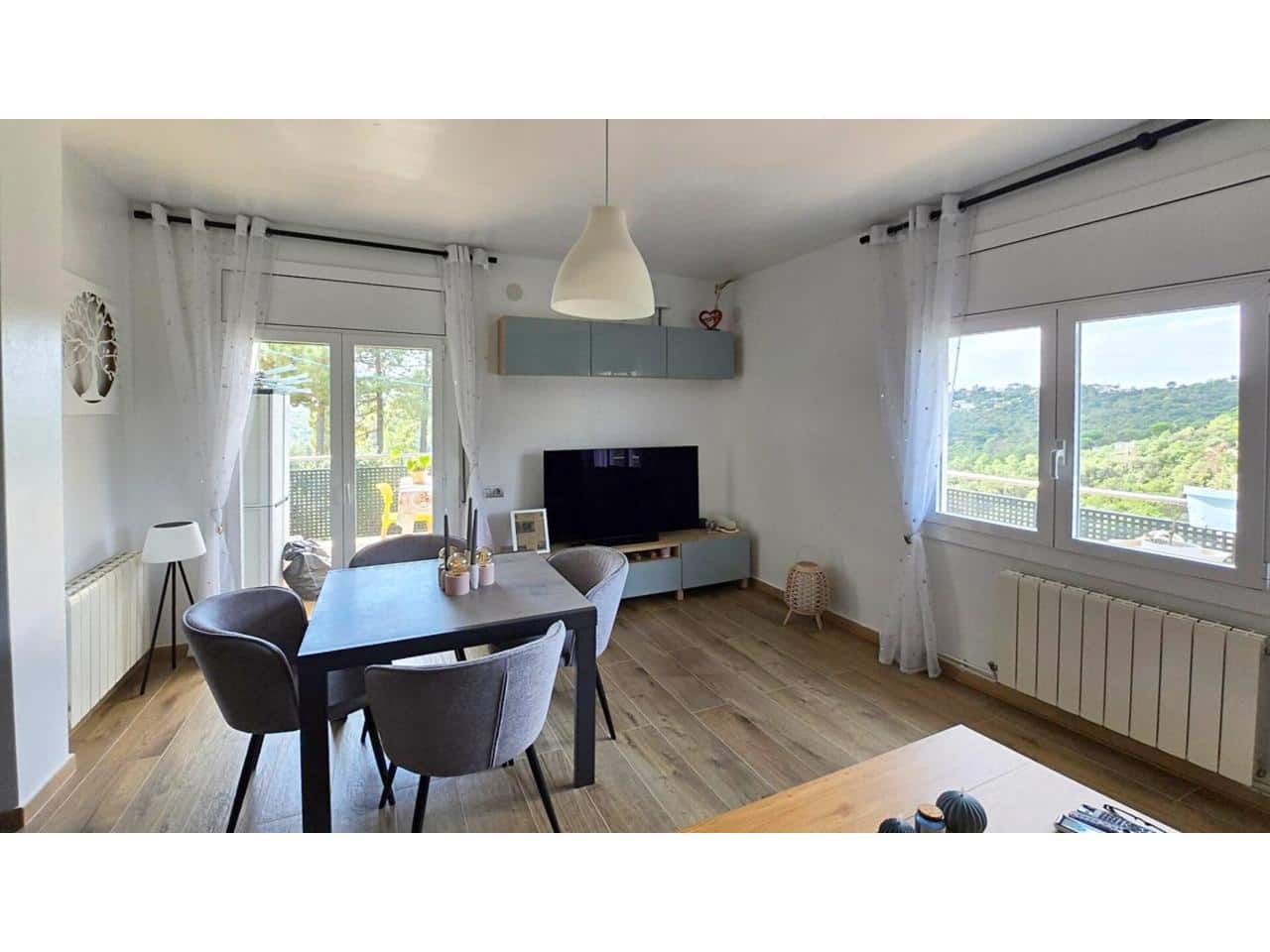 5 soveværelse Finca/Landehus til salg i Lloret de Mar med swimmingpool garage - € 425.000 (Ref: 9187446)