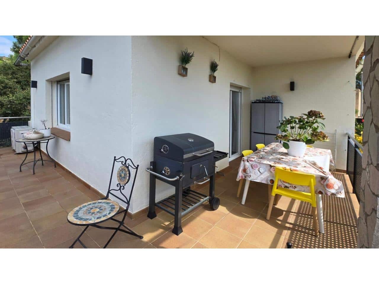 5 soveværelse Finca/Landehus til salg i Lloret de Mar med swimmingpool garage - € 425.000 (Ref: 9187446)