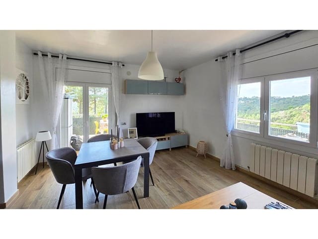 5 sypialnia Finka/Dom wiejski na sprzedaż w Lloret de Mar z basenem garażem - 425 000 € (Ref: 9187446)