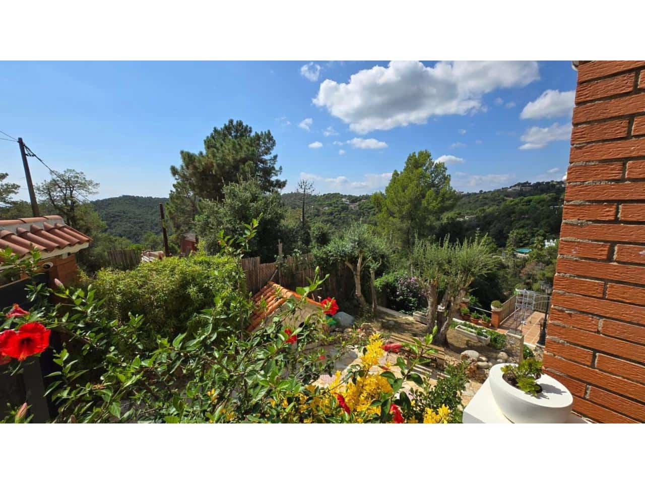 5 soveværelse Finca/Landehus til salg i Lloret de Mar med swimmingpool garage - € 425.000 (Ref: 9187446)