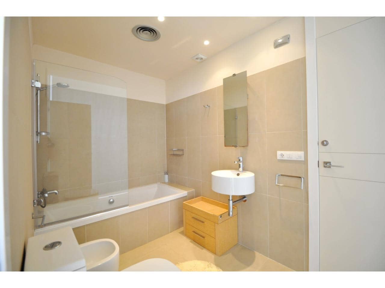 4 bedroom Villa for sale in Lloret de Mar with pool garage - € 900,000 (Ref: 9187565)