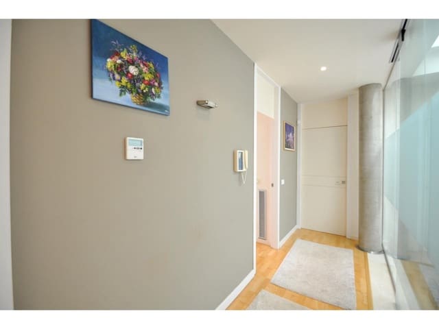 4 camera da letto Villa in vendita in Lloret de Mar con piscina garage - 900.000 € (Rif: 9187565)