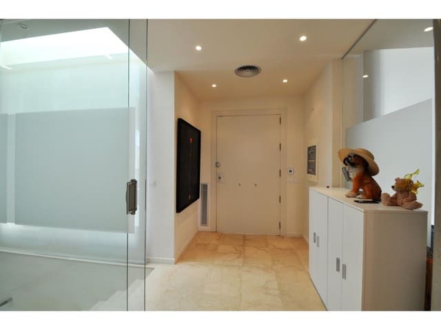 4 camera da letto Villa in vendita in Lloret de Mar con piscina garage - 900.000 € (Rif: 9187565)