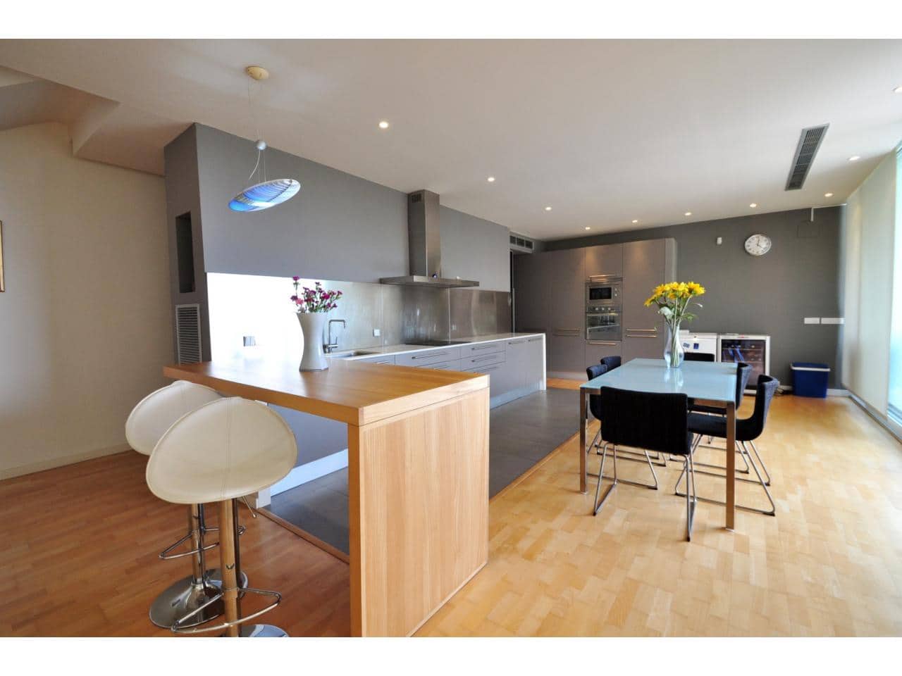 4 bedroom Villa for sale in Lloret de Mar with pool garage - € 900,000 (Ref: 9187565)