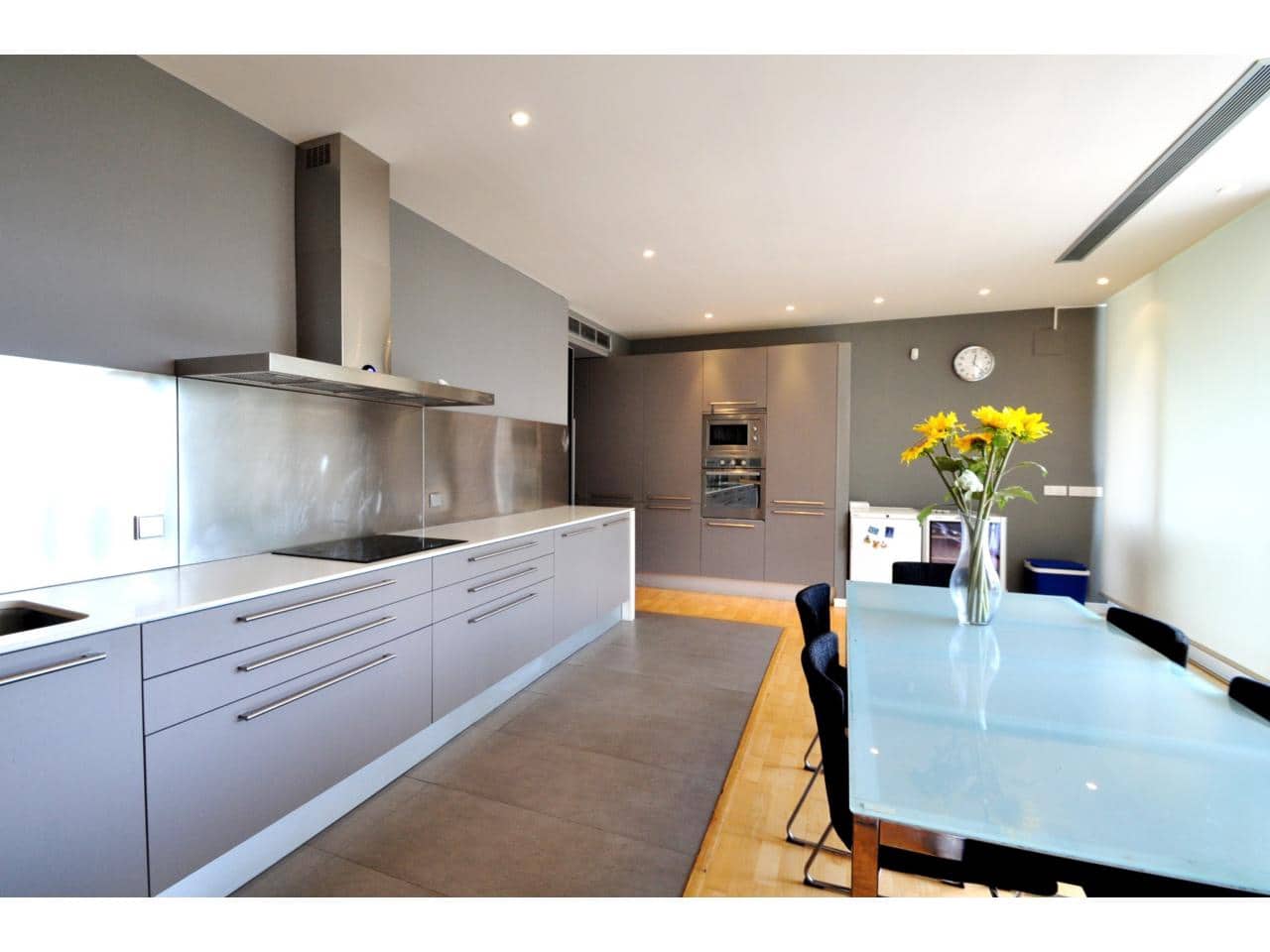 4 bedroom Villa for sale in Lloret de Mar with pool garage - € 900,000 (Ref: 9187565)