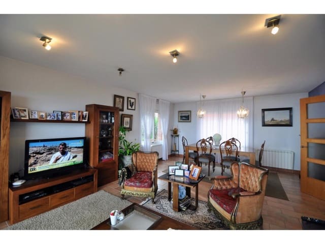 6 bedroom Finca/Country House for sale in Lloret de Mar with pool - € 670,000 (Ref: 9199774)