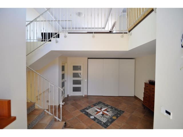 8 sypialnia Willa na sprzedaż w Lloret de Mar z basenem garażem - 1 250 000 € (Ref: 9199902)