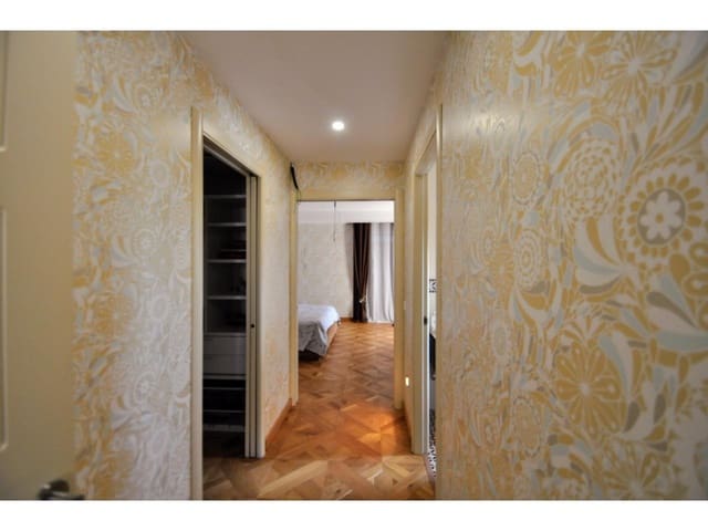 8 sypialnia Willa na sprzedaż w Lloret de Mar z basenem garażem - 1 250 000 € (Ref: 9199902)