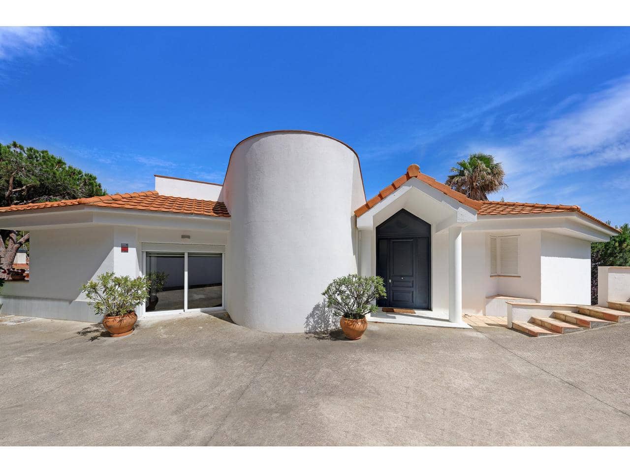 4 sovrum Villa till salu i Lloret de Mar med pool garage - 2 950 000 € (Ref: 9205665)