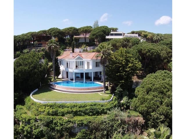 4 sovrum Villa till salu i Lloret de Mar med pool garage - 2 950 000 € (Ref: 9205665)