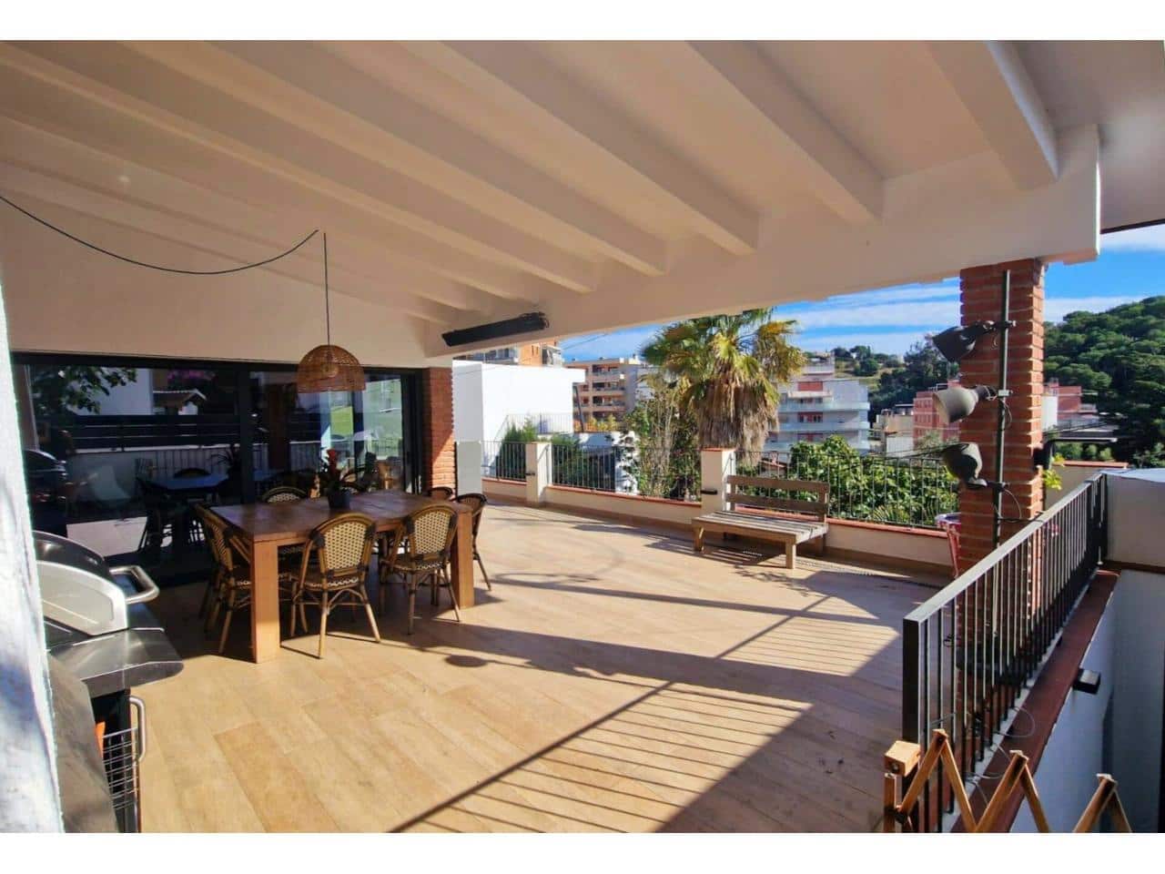 4 camera da letto Finca/Casa di Campagna in vendita in Lloret de Mar con garage - 615.000 € (Rif: 9215741)