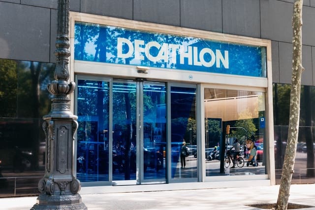 Commercial for sale in Madrid city - € 3,350,000 (Ref: 9293824)