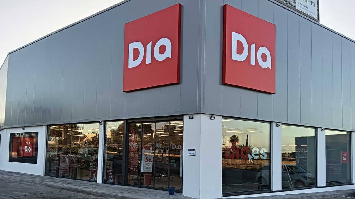 Kommersiell till salu i Madrid stad - 1 350 000 € (Ref: 9295903)