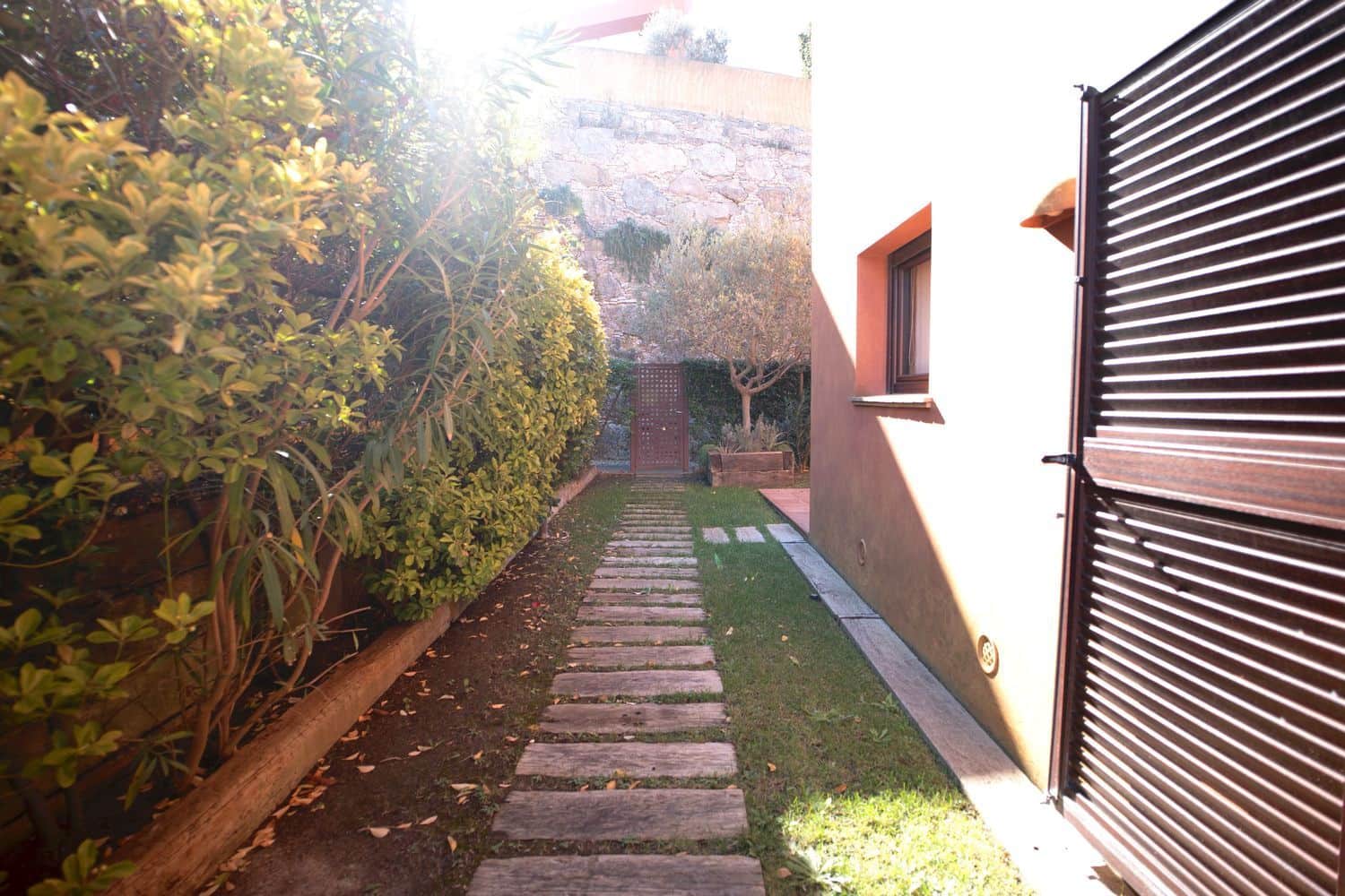 3 quarto Casa em Banda para venda em Begur com piscina garagem - 830 000 € (Ref: 9371333)