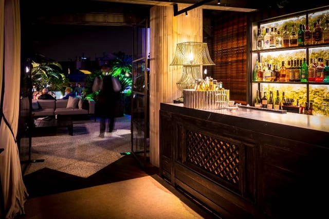 Kommersiell till salu i Barcelona stad - 900 000 € (Ref: 9400992)